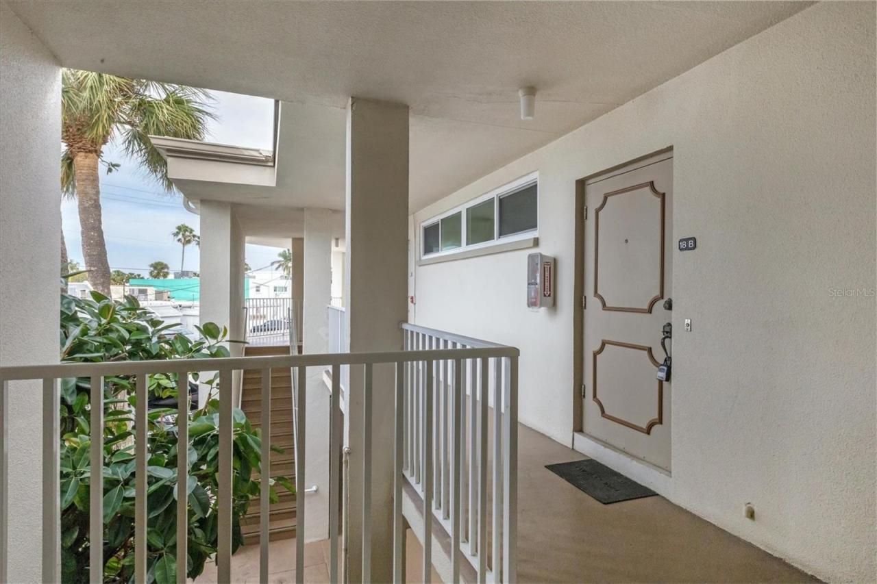 500 S Washington Drive, Unit 18B, Sarasota, FL 34236 Photo