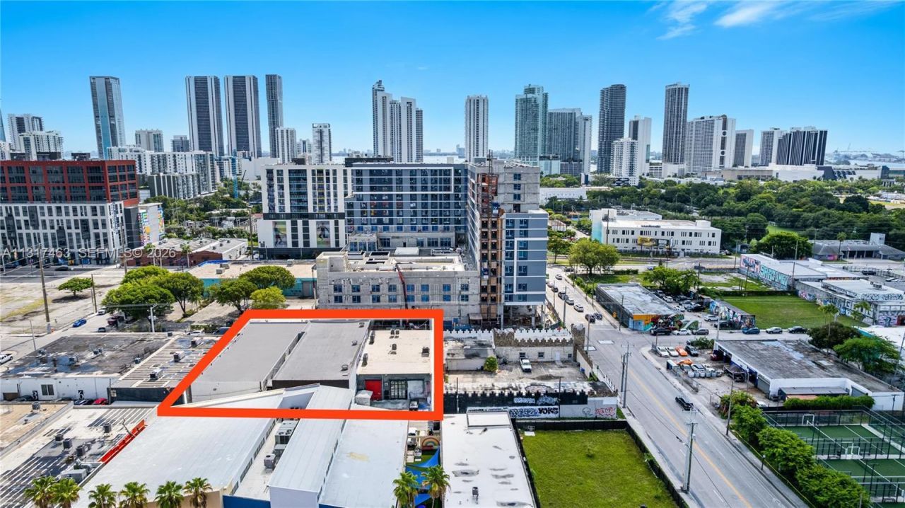 2010,2014,2020 NW Miami Ct, Miami, FL 33127 Photo
