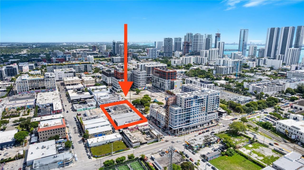2010,2014,2020 NW Miami Ct, Miami, FL 33127 Photo