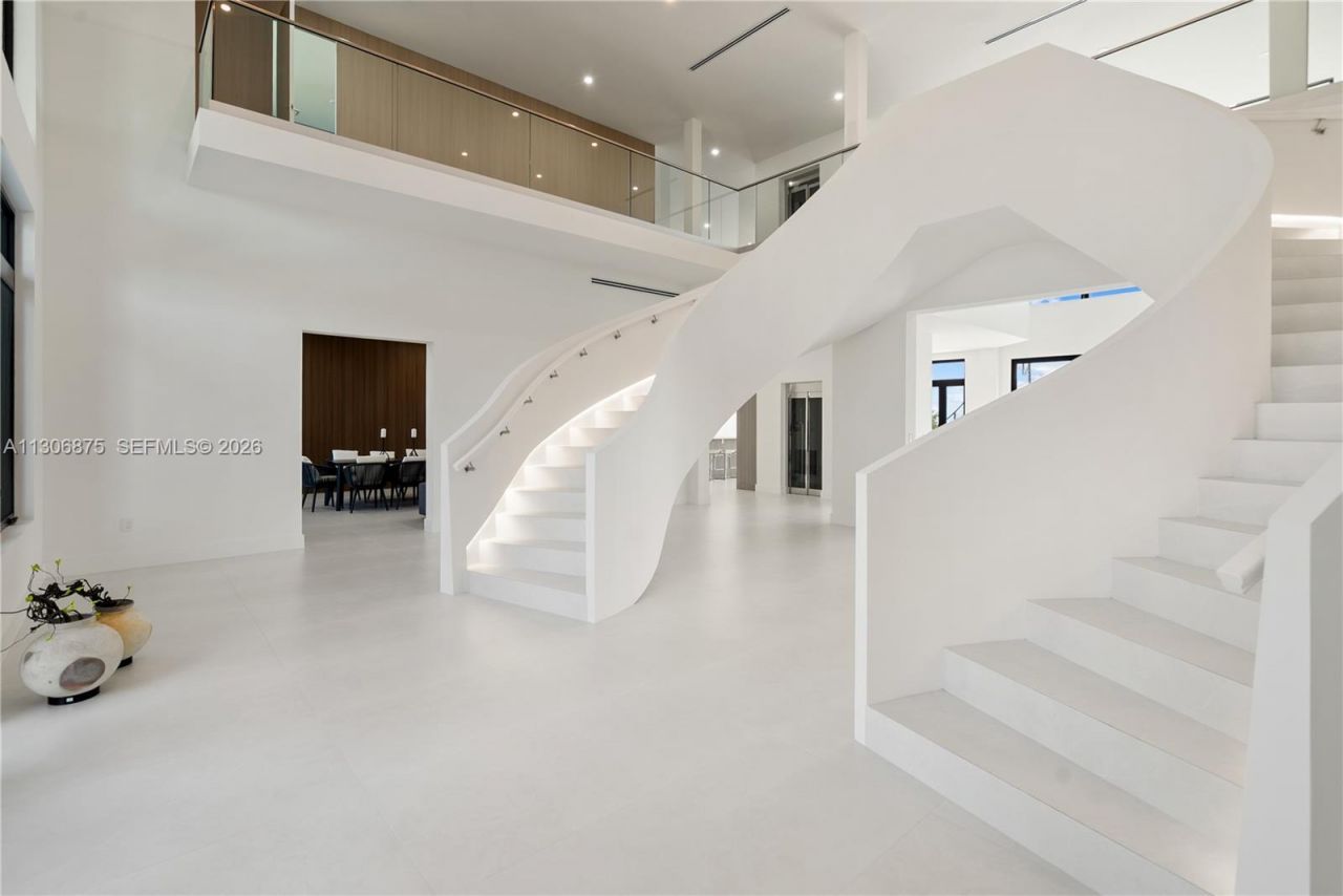 2405 Coco Plum Dr, Marathon, FL 33050 Photo