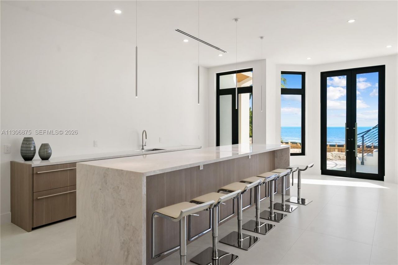 2405 Coco Plum Dr, Marathon, FL 33050 Photo