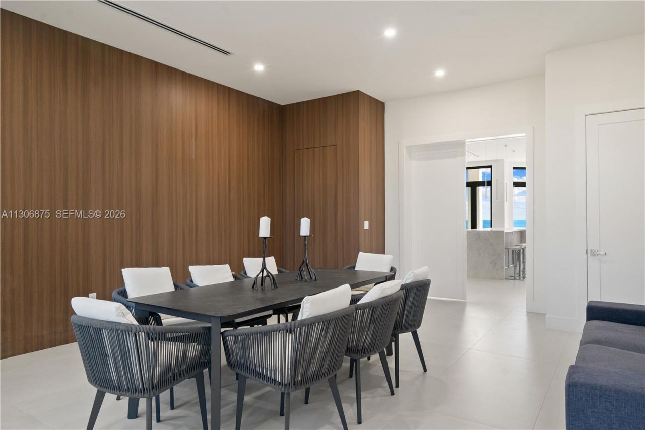 2405 Coco Plum Dr, Marathon, FL 33050 Photo