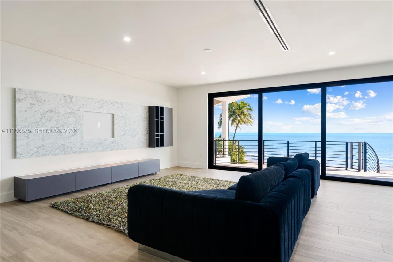 2405 Coco Plum Dr, Marathon, FL 33050 Photo