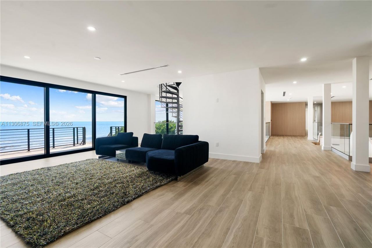 2405 Coco Plum Dr, Marathon, FL 33050 Photo