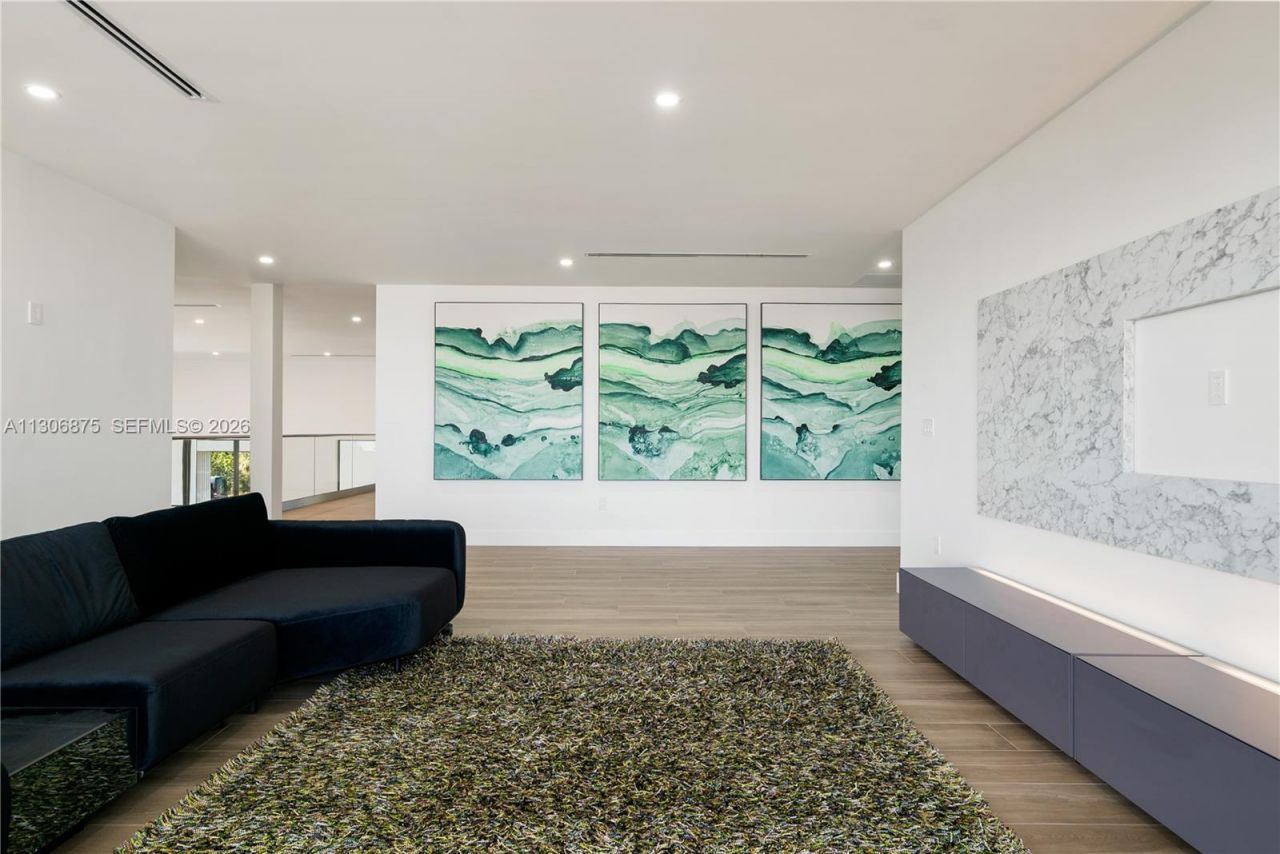 2405 Coco Plum Dr, Marathon, FL 33050 Photo