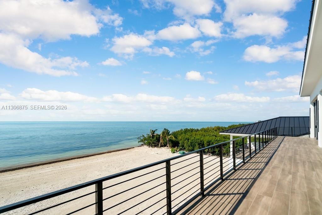 2405 Coco Plum Dr, Marathon, FL 33050 Photo