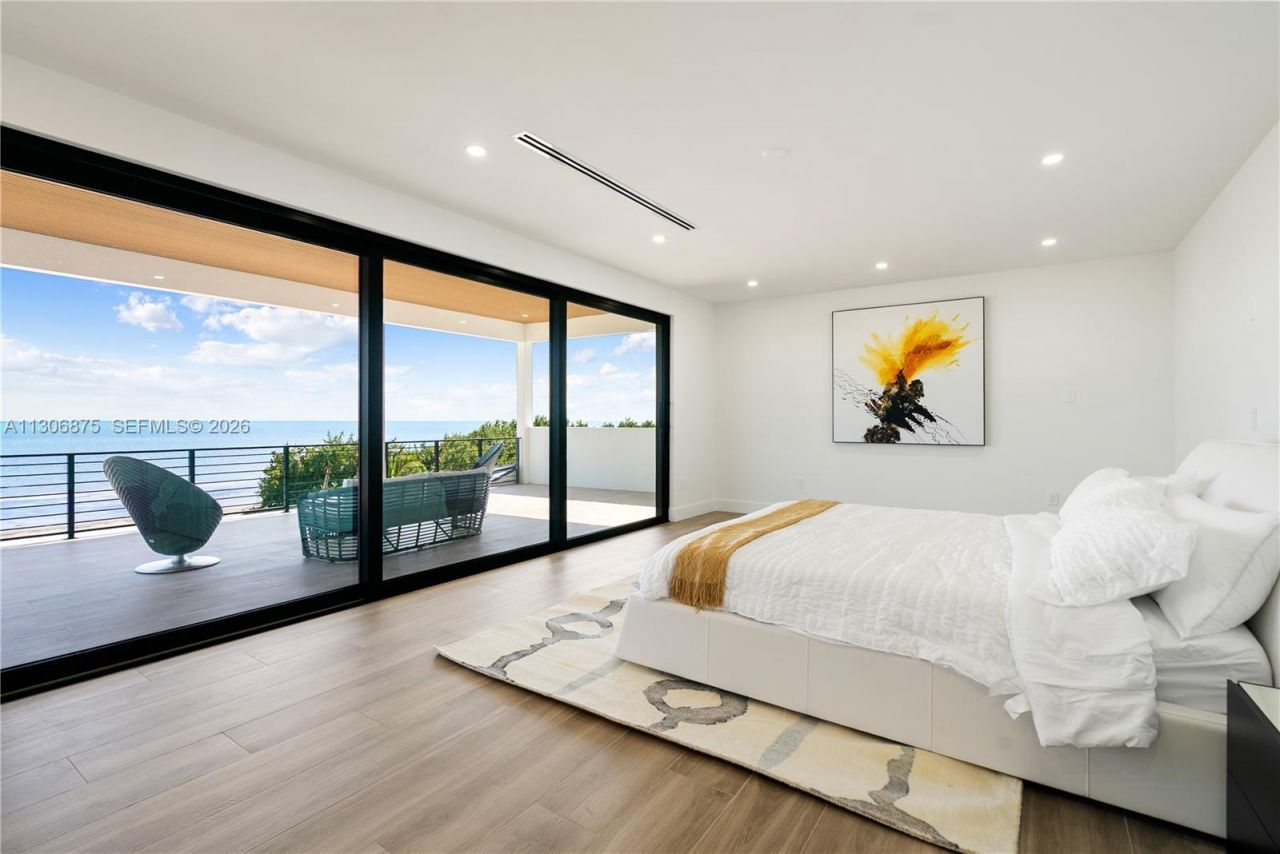 2405 Coco Plum Dr, Marathon, FL 33050 Photo