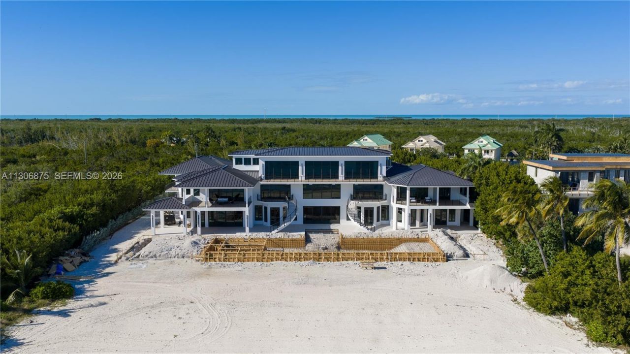 2405 Coco Plum Dr, Marathon, FL 33050 Photo