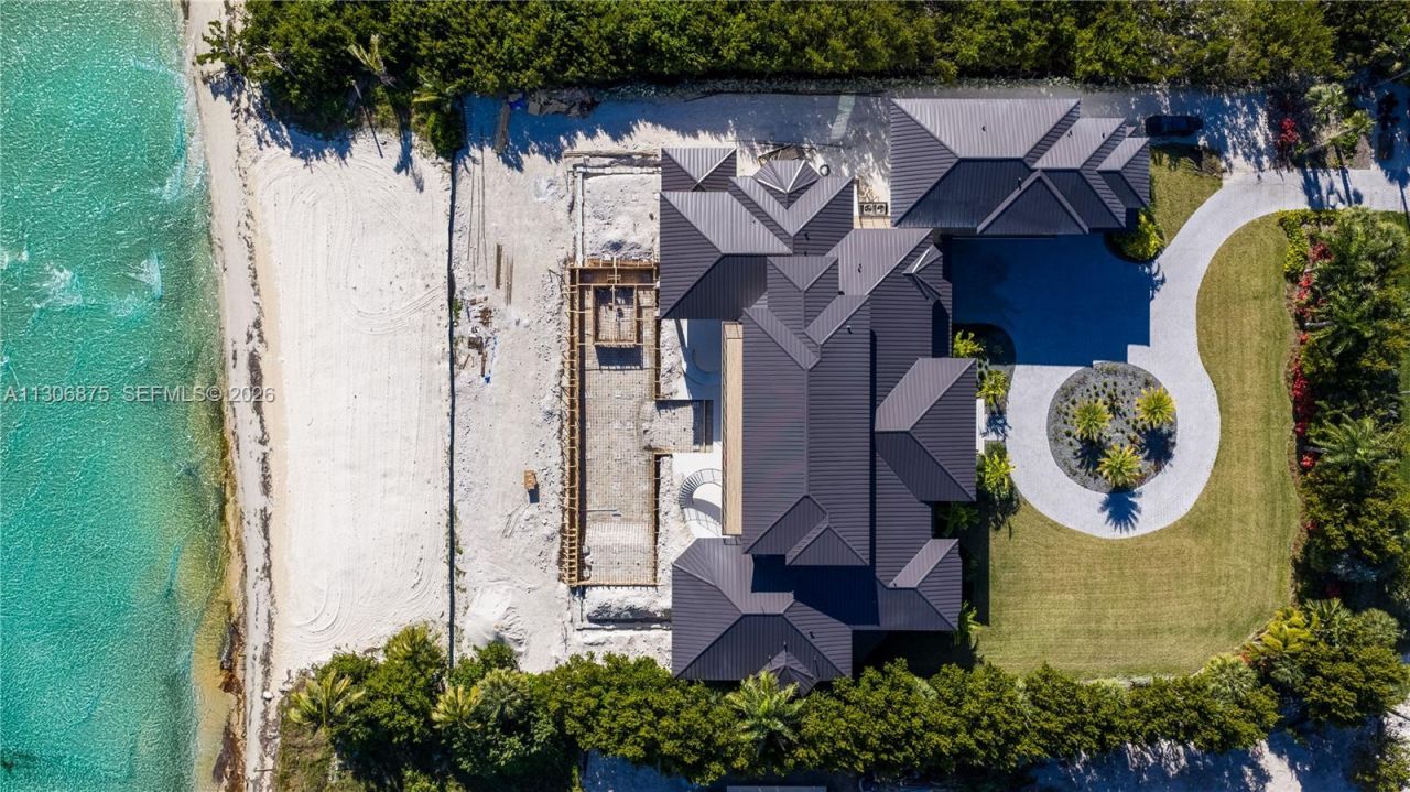 2405 Coco Plum Dr, Marathon, FL 33050 Photo