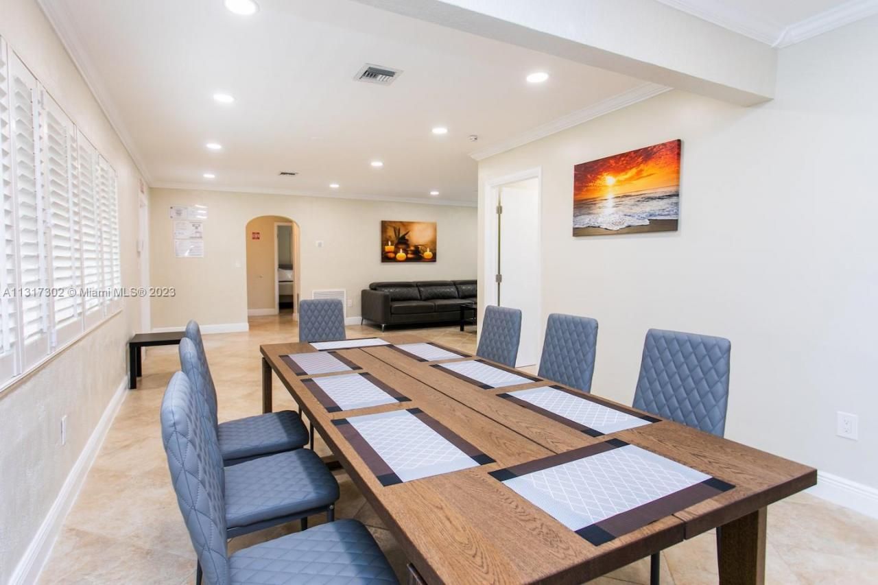 714 Harrison St, Hollywood, FL 33019 Photo