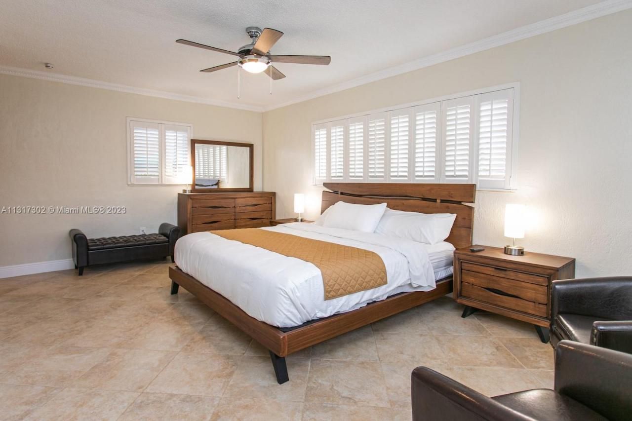 714 Harrison St, Hollywood, FL 33019 Photo