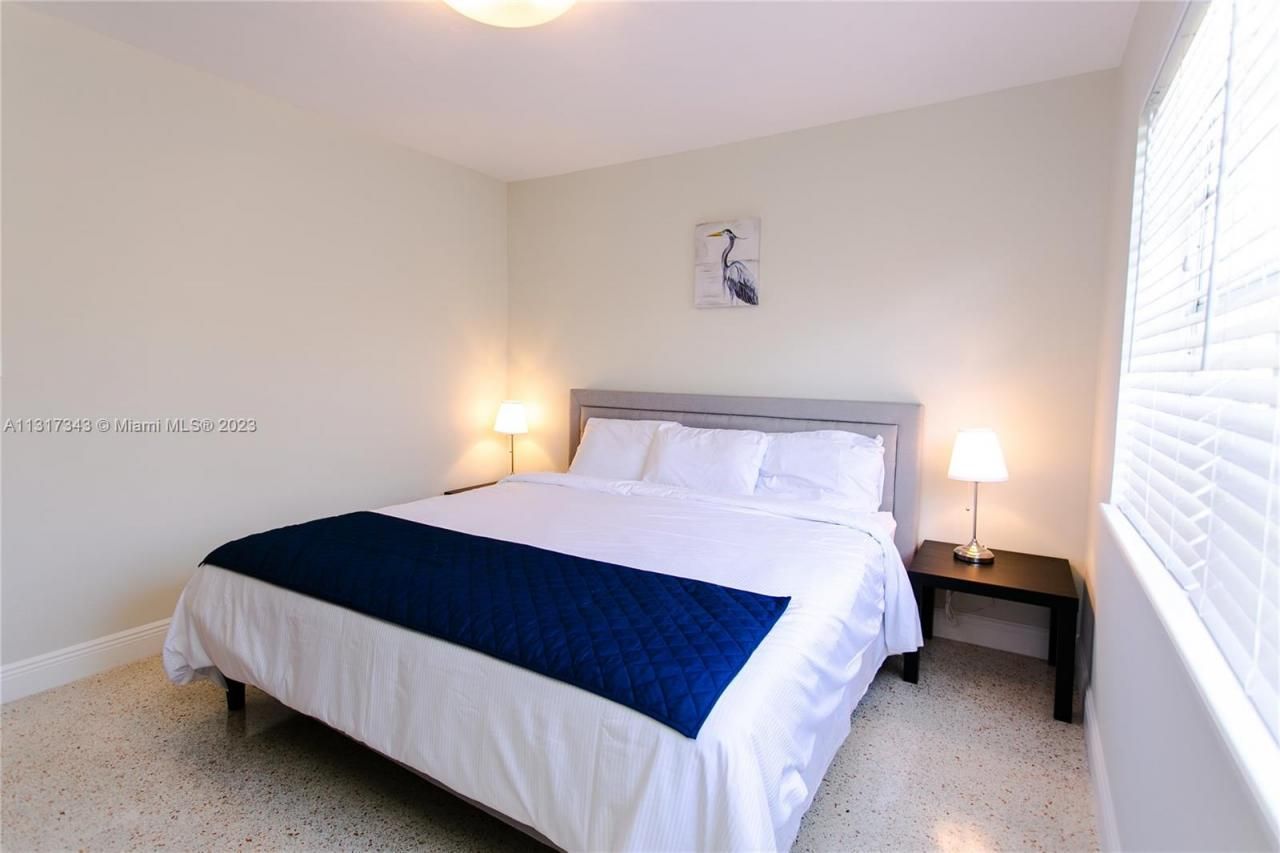 951 Washington St, Hollywood, FL 33019 Photo