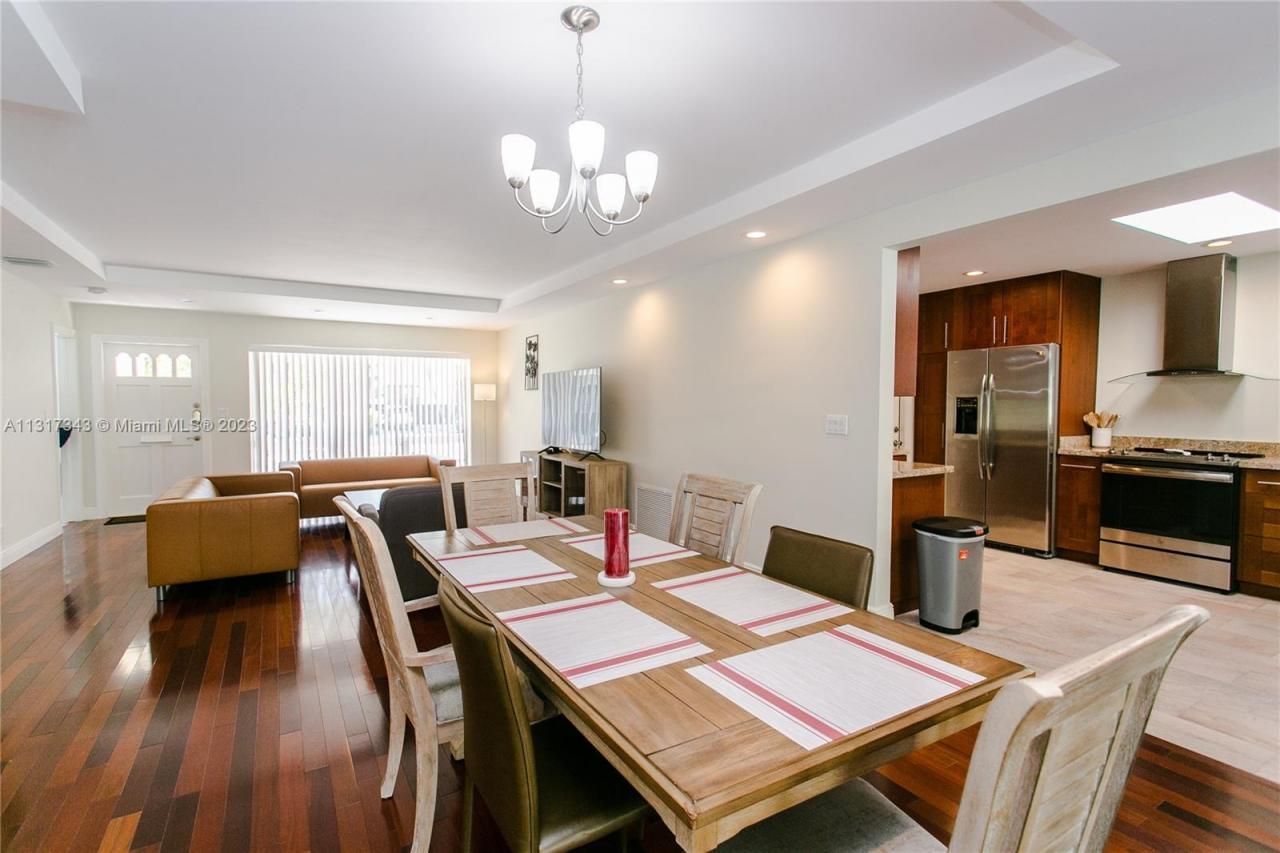 951 Washington St, Hollywood, FL 33019 Photo