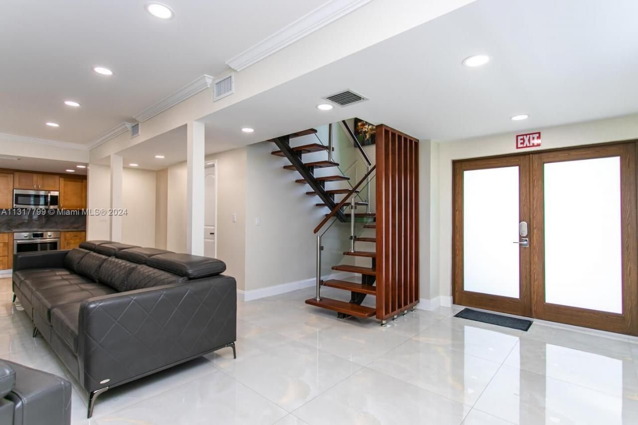 1022 Adams St, Hollywood, FL 33019 Photo