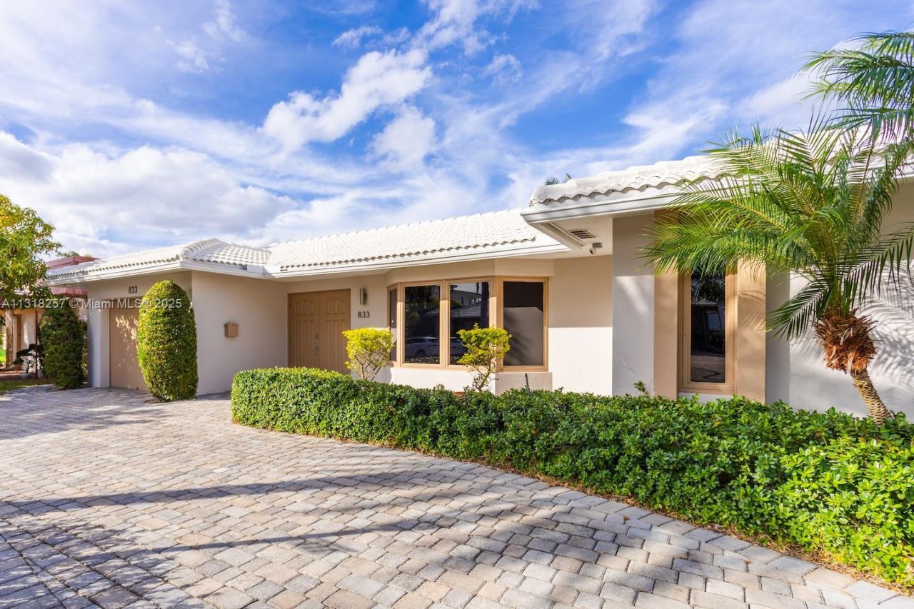 833 Washington St, Hollywood, FL 33019 Photo