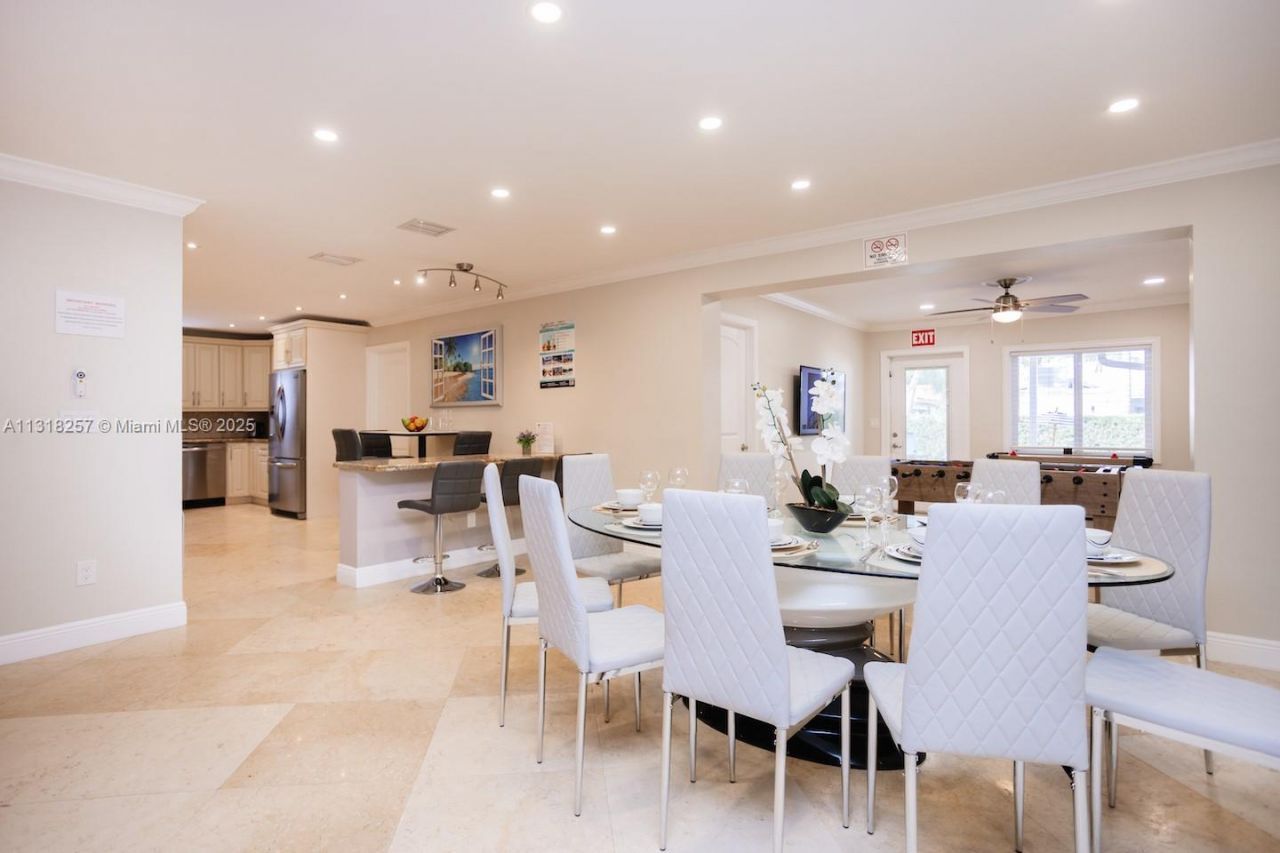 833 Washington St, Hollywood, FL 33019 Photo