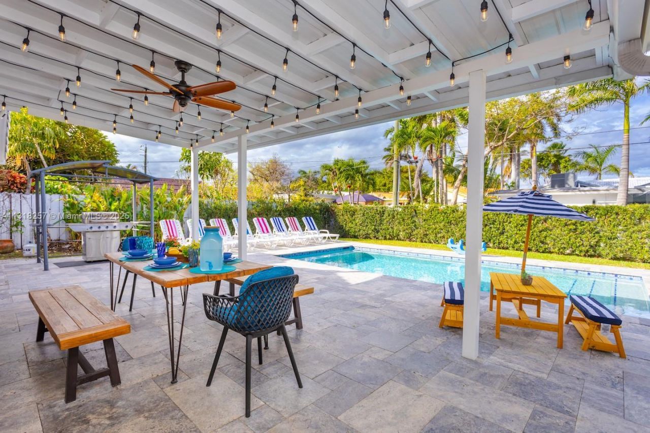 833 Washington St, Hollywood, FL 33019 Photo