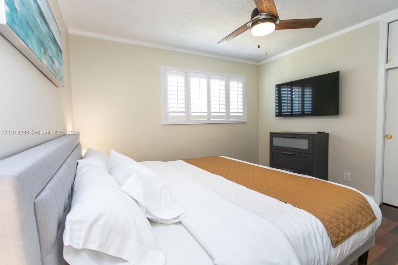 1311 Rodman St, Hollywood, FL 33019 Photo