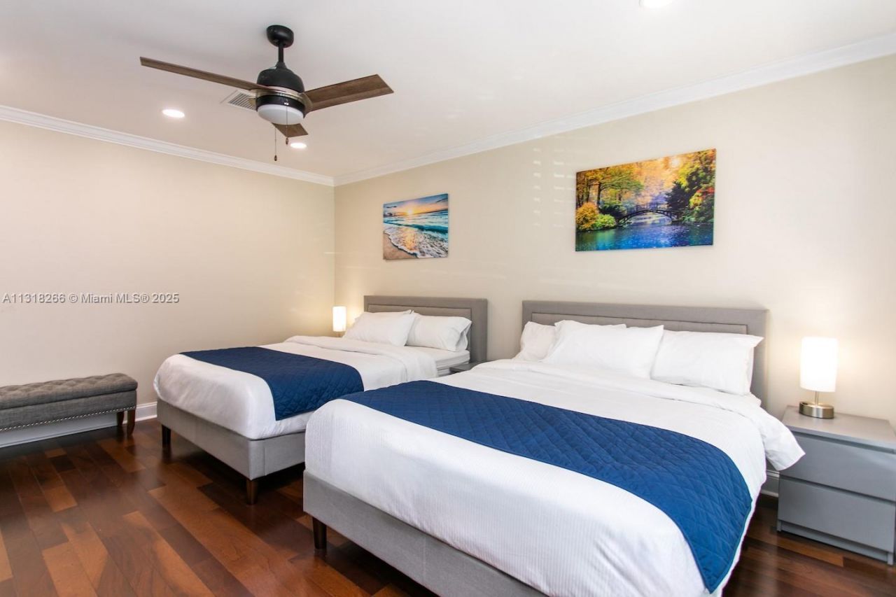 1311 Rodman St, Hollywood, FL 33019 Photo