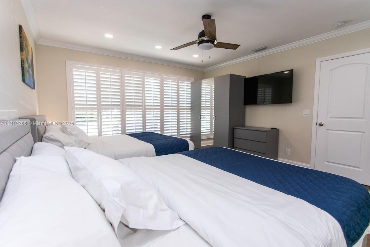 1311 Rodman St, Hollywood, FL 33019 Photo