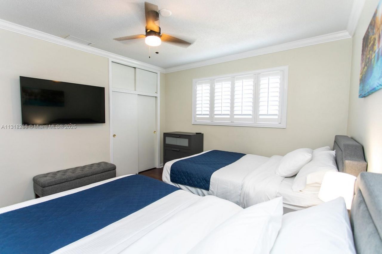 1311 Rodman St, Hollywood, FL 33019 Photo