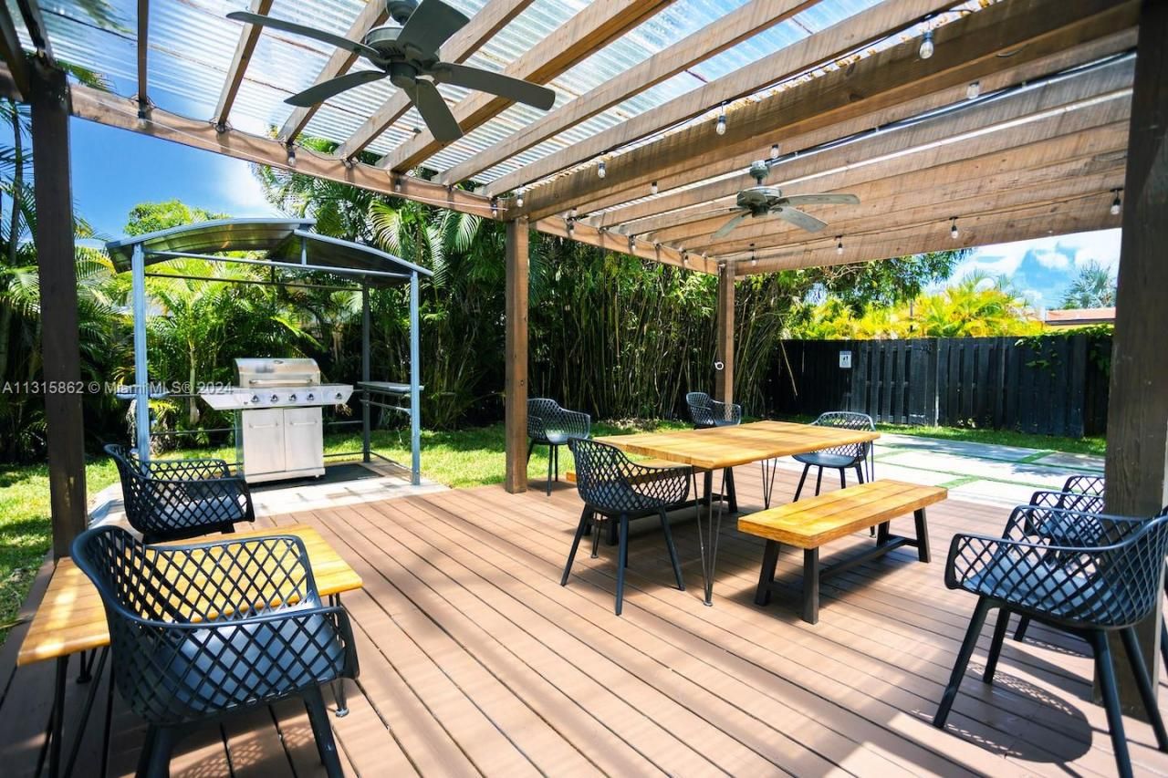 1307 Rodman St, Hollywood, FL 33019 Photo