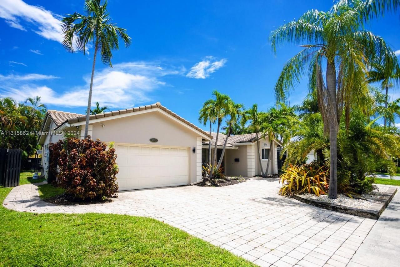 1307 Rodman St, Hollywood, FL 33019 Photo