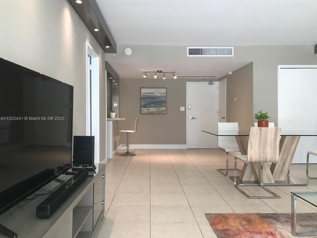 5151 Collins Ave, Unit 727, Miami Beach, FL 33140 Photo