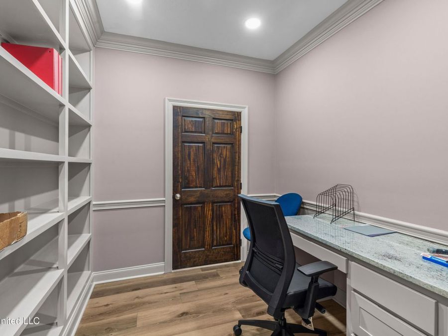 Property Image 38
