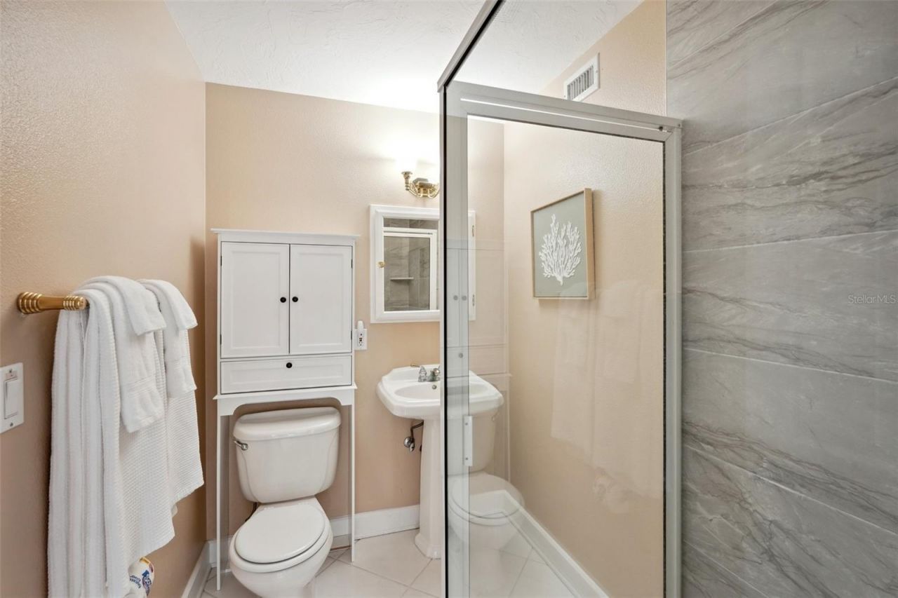 55 N Washington Drive, Sarasota, FL 34236 Photo