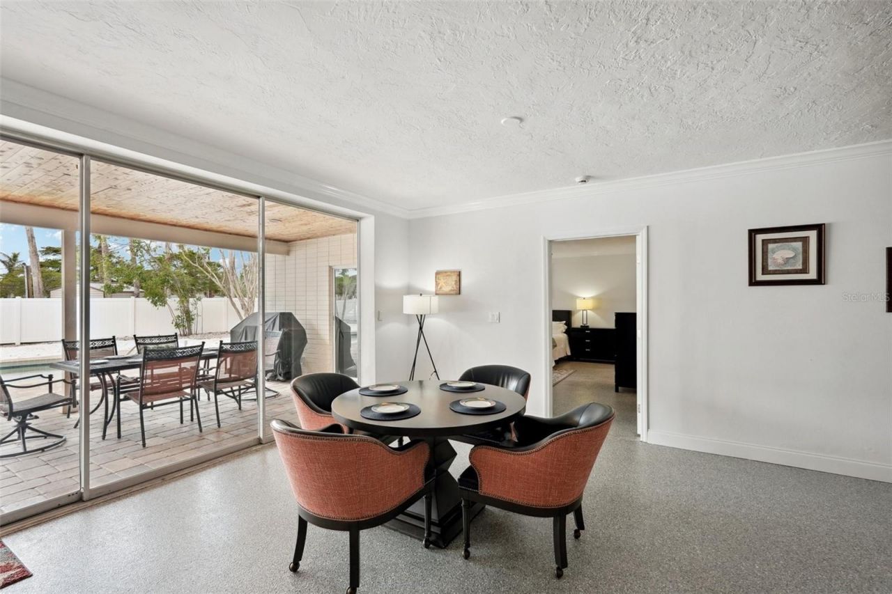 55 N Washington Drive, Sarasota, FL 34236 Photo