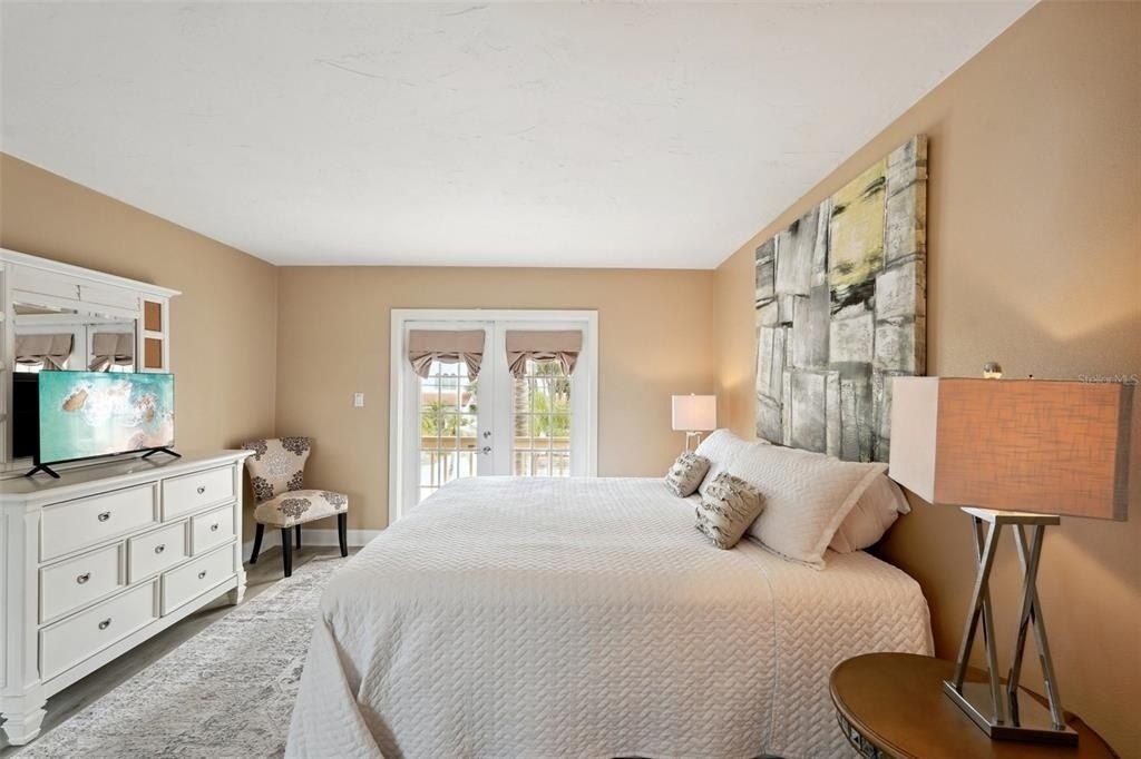 55 N Washington Drive, Sarasota, FL 34236 Photo