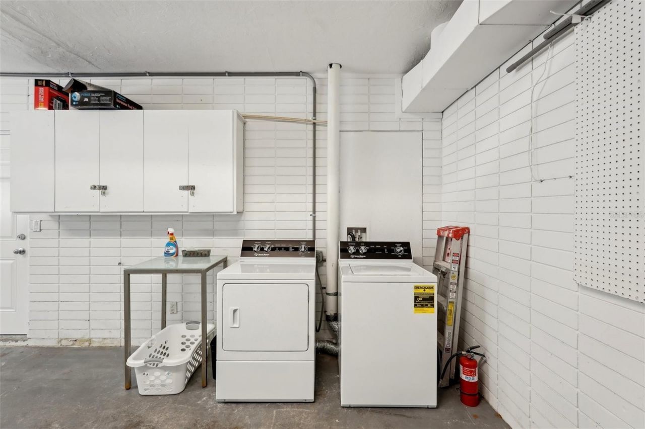 55 N Washington Drive, Sarasota, FL 34236 Photo
