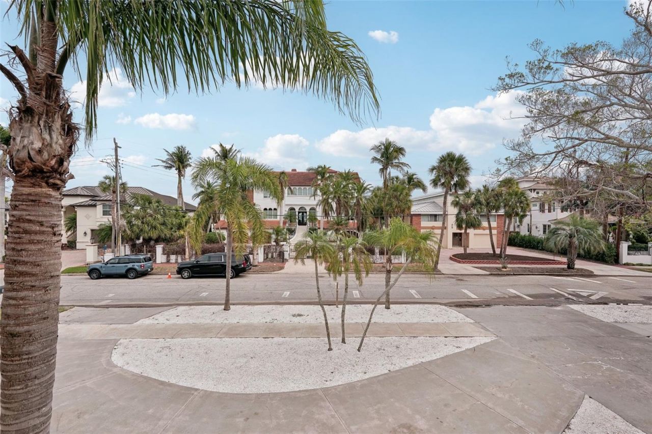 55 N Washington Drive, Sarasota, FL 34236 Photo