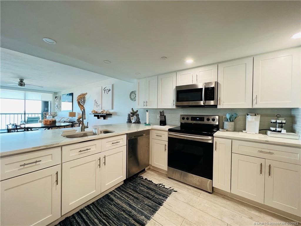 8880 S Ocean Drive, Unit 1102, Jensen Beach, FL 34957 Photo