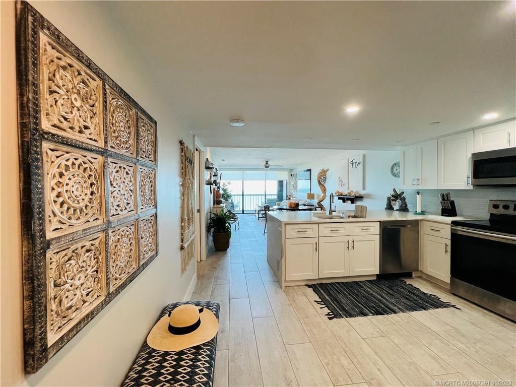 8880 S Ocean Drive, Unit 1102, Jensen Beach, FL 34957 Photo