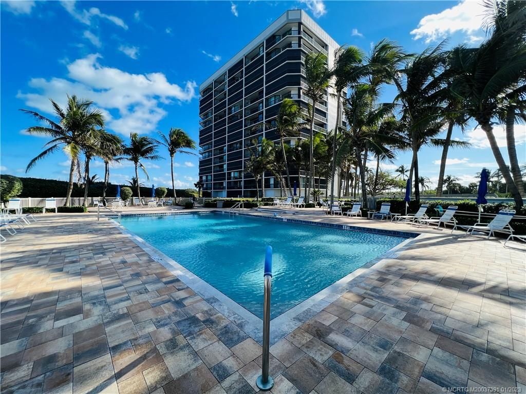 8880 S Ocean Drive, Unit 1102, Jensen Beach, FL 34957 Photo