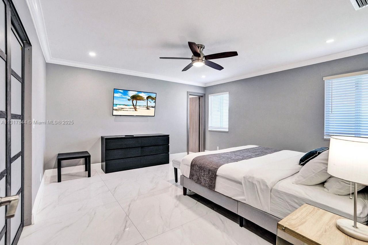 1301 Rodman St, Hollywood, FL 33019 Photo