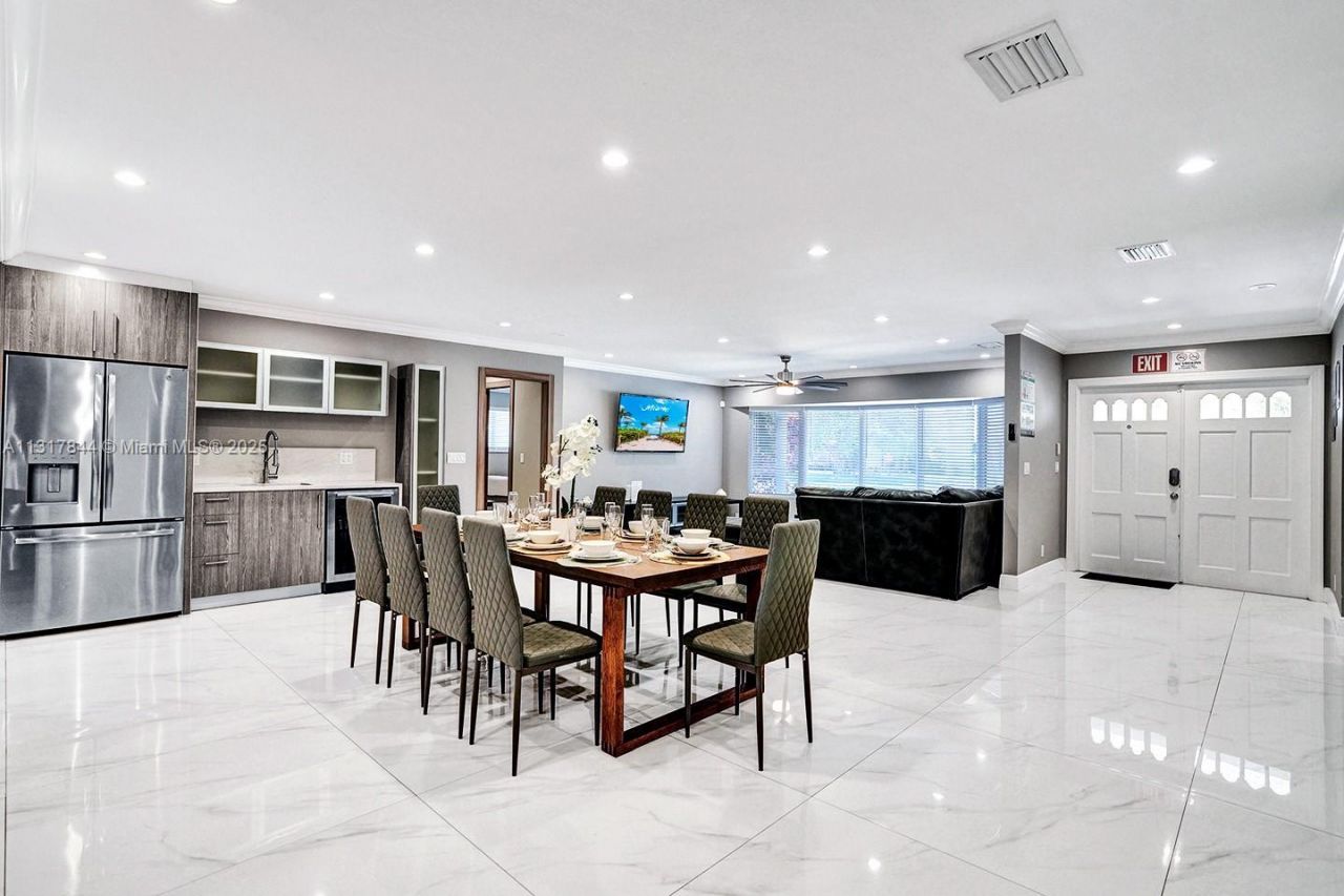 1301 Rodman St, Hollywood, FL 33019 Photo