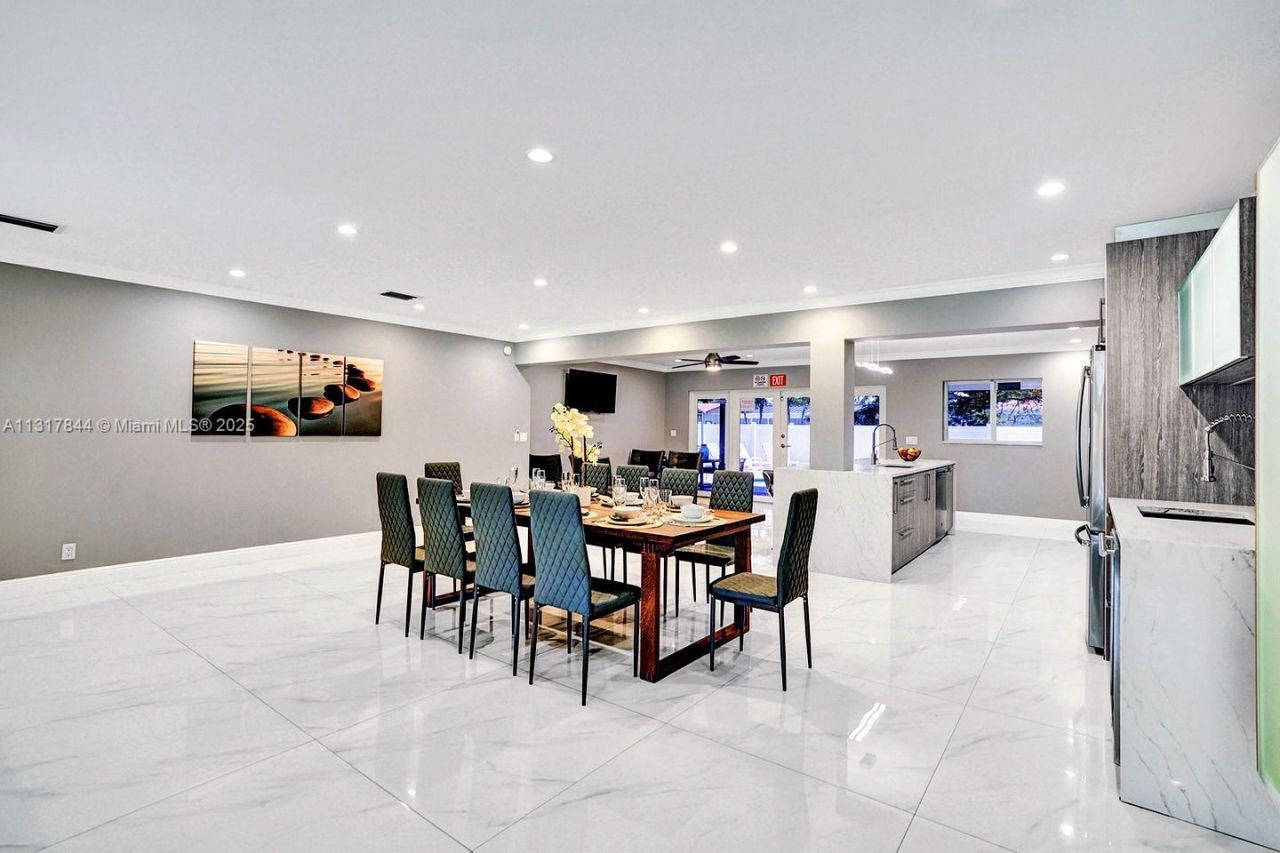 1301 Rodman St, Hollywood, FL 33019 Photo