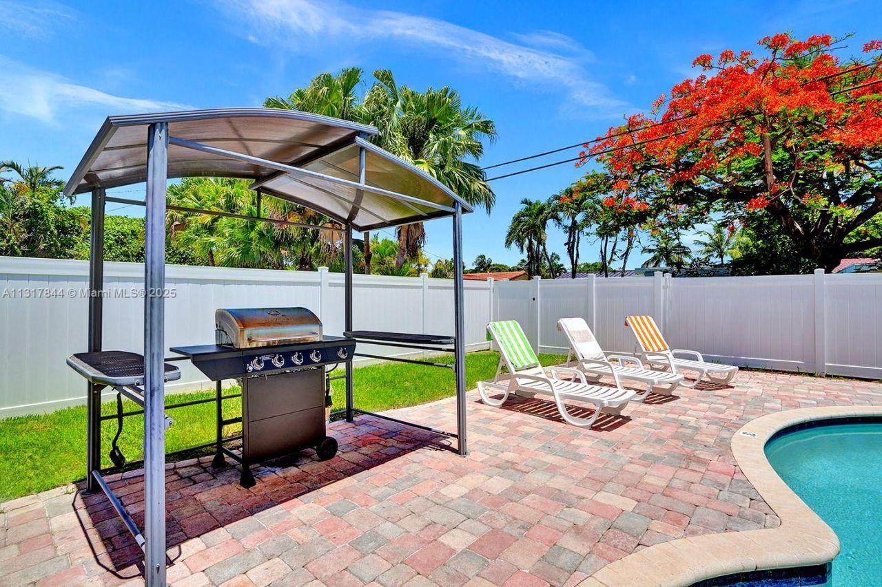 1301 Rodman St, Hollywood, FL 33019 Photo