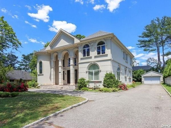 382 I U Willets Road, Roslyn Heights, NY 11577