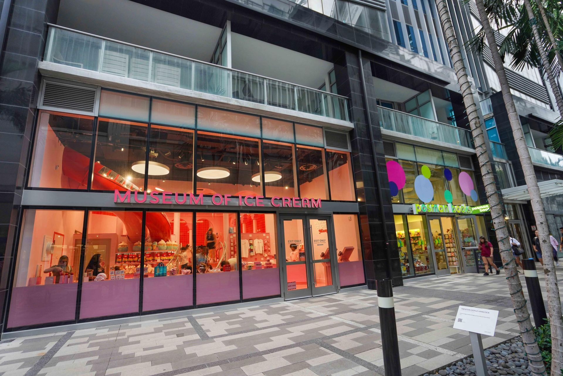 851 NE 1st Avenue, Unit 812, Miami, FL 33132 Photo