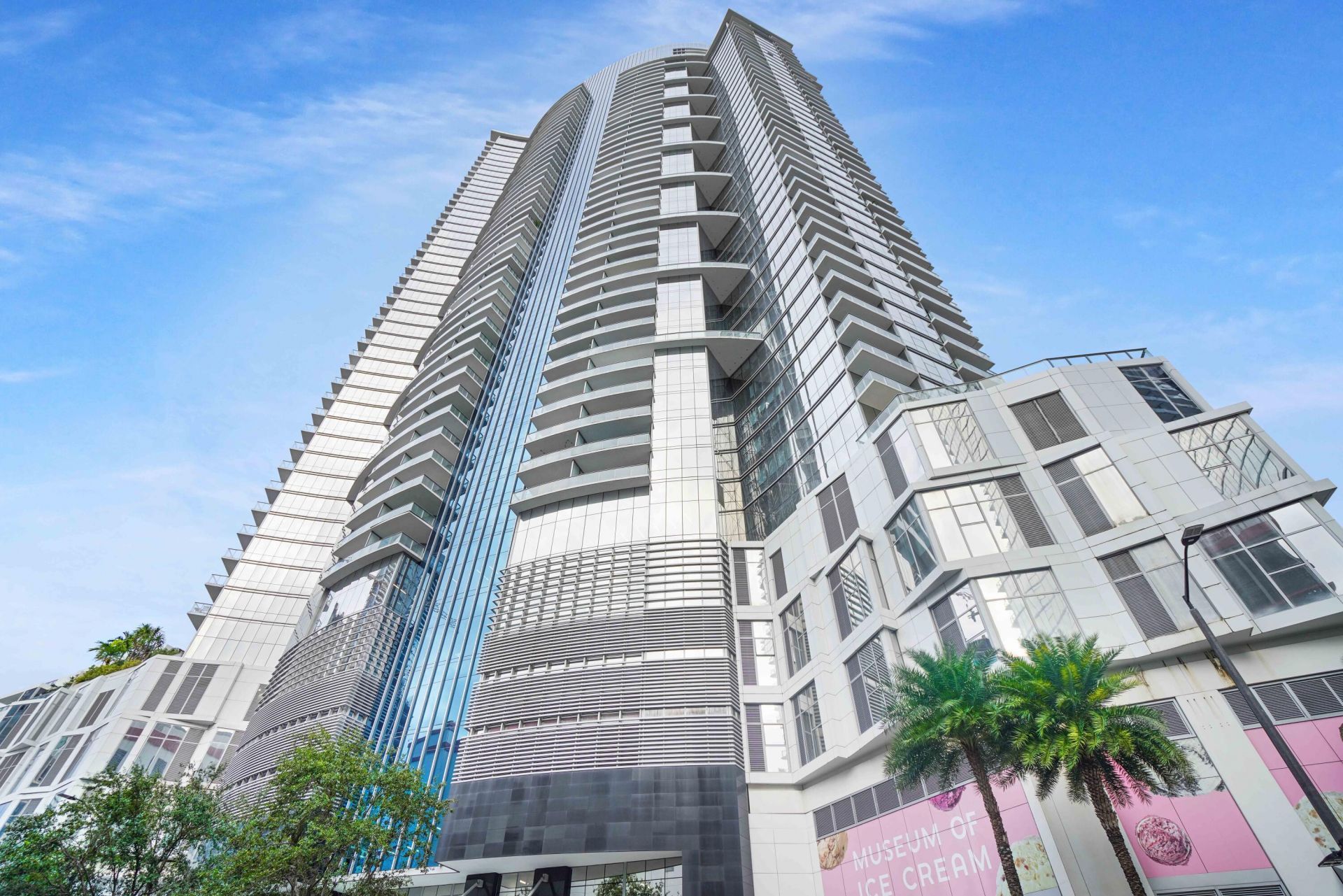 851 NE 1st Avenue, Unit 812, Miami, FL 33132 Photo