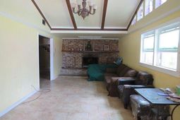 114 Berkeley Circle photo 4