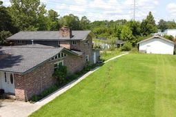 114 Berkeley Circle photo 4