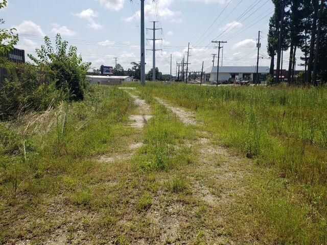 114 Berkeley Circle Photo 9