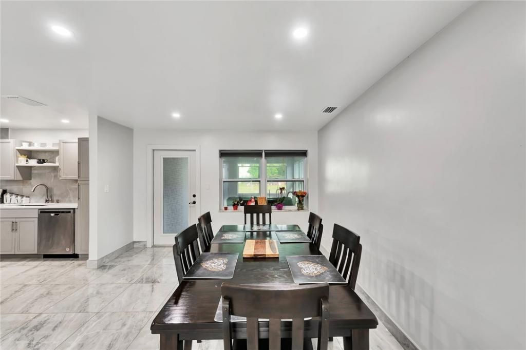 5379 N Us Highway 1, Fort Pierce, FL 34946 Photo