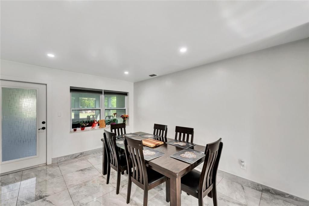 5379 N Us Highway 1, Fort Pierce, FL 34946 Photo