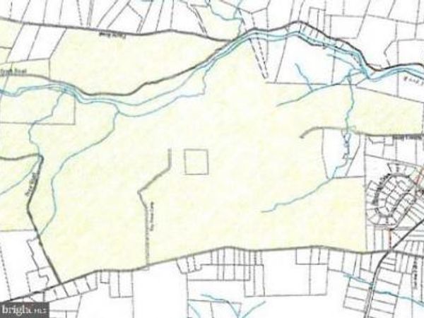 5505 UPPER RIDGE ROAD, PENNSBURG, PA 18073